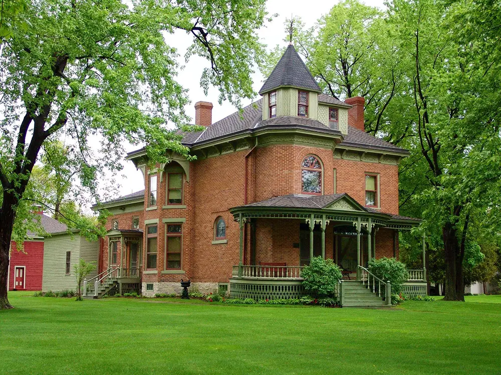 Beyer Home exterior in summer